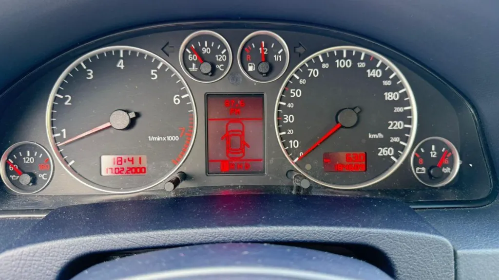 AUDI A6 Limousine 2.4, 170 PSgs.webp