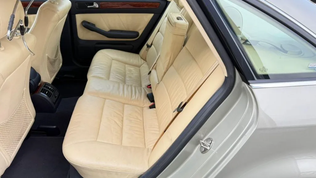 AUDI A6 Limousine 2.4, 170 PSgss.webp